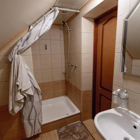 Готель Яблуниця