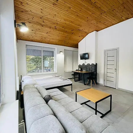 Готель Яблуниця * Yablunytsya