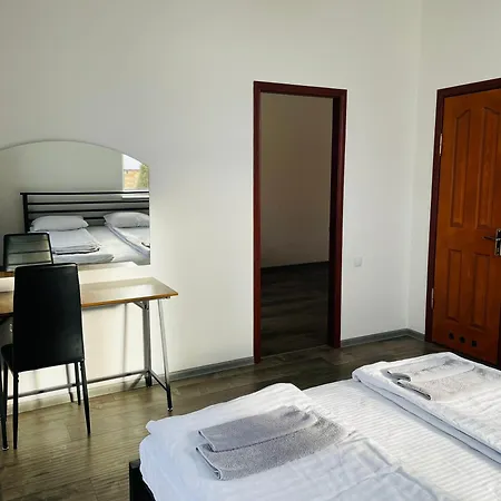 Готель Яблуниця Hotel *