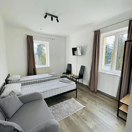 Hotel Готель Яблуниця *