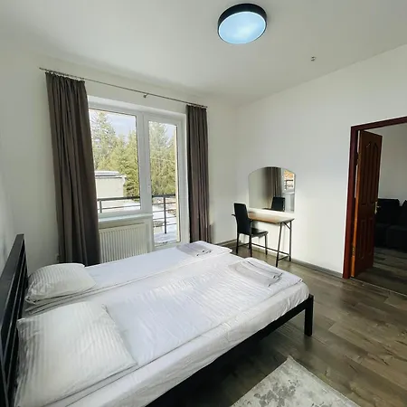 Готель Яблуниця *