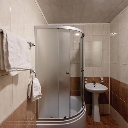 Hotel Готель Яблуниця *