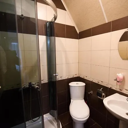 Готель Яблуниця *