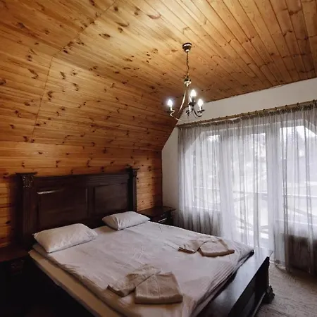 Hotel Готель Яблуниця *