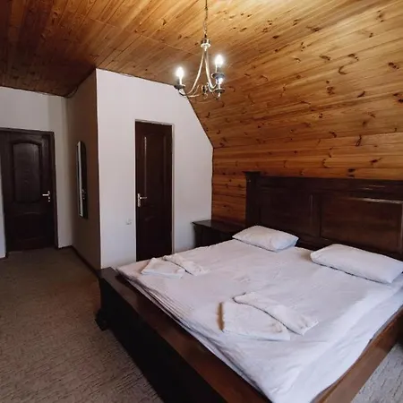 Hotel Готель Яблуниця Yablunytsya