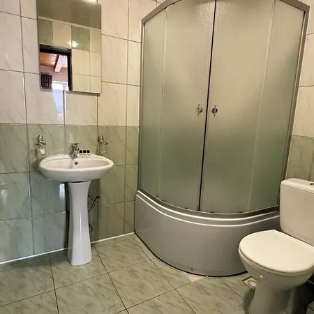Готель Яблуниця